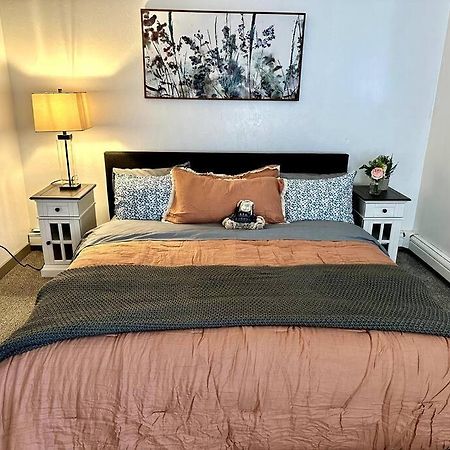 Comfortable 2Br Apt Central Феърбанкс Екстериор снимка