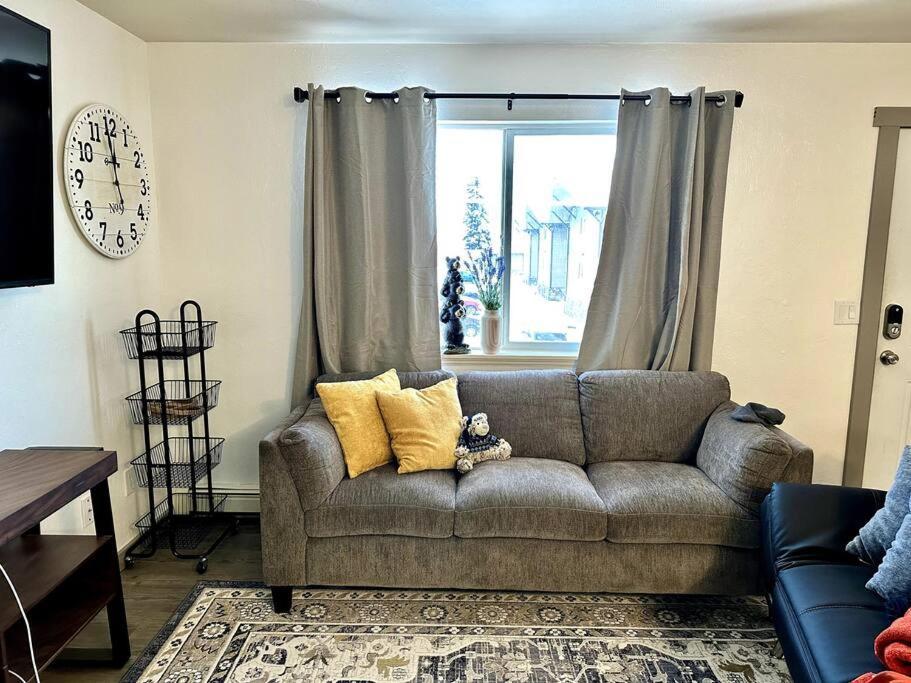 Comfortable 2Br Apt Central Феърбанкс Екстериор снимка